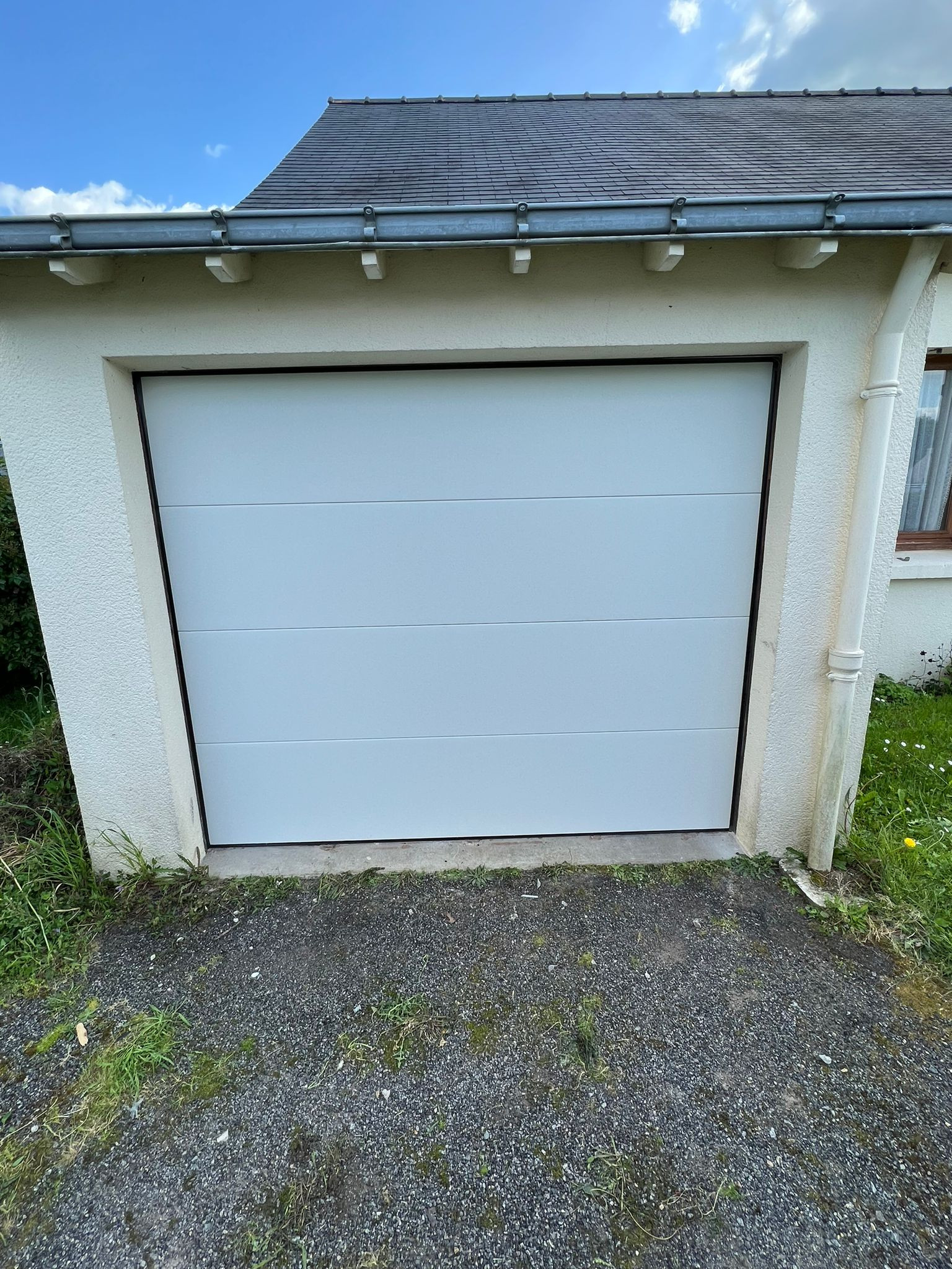 Installation porte de garage Treillères (44)