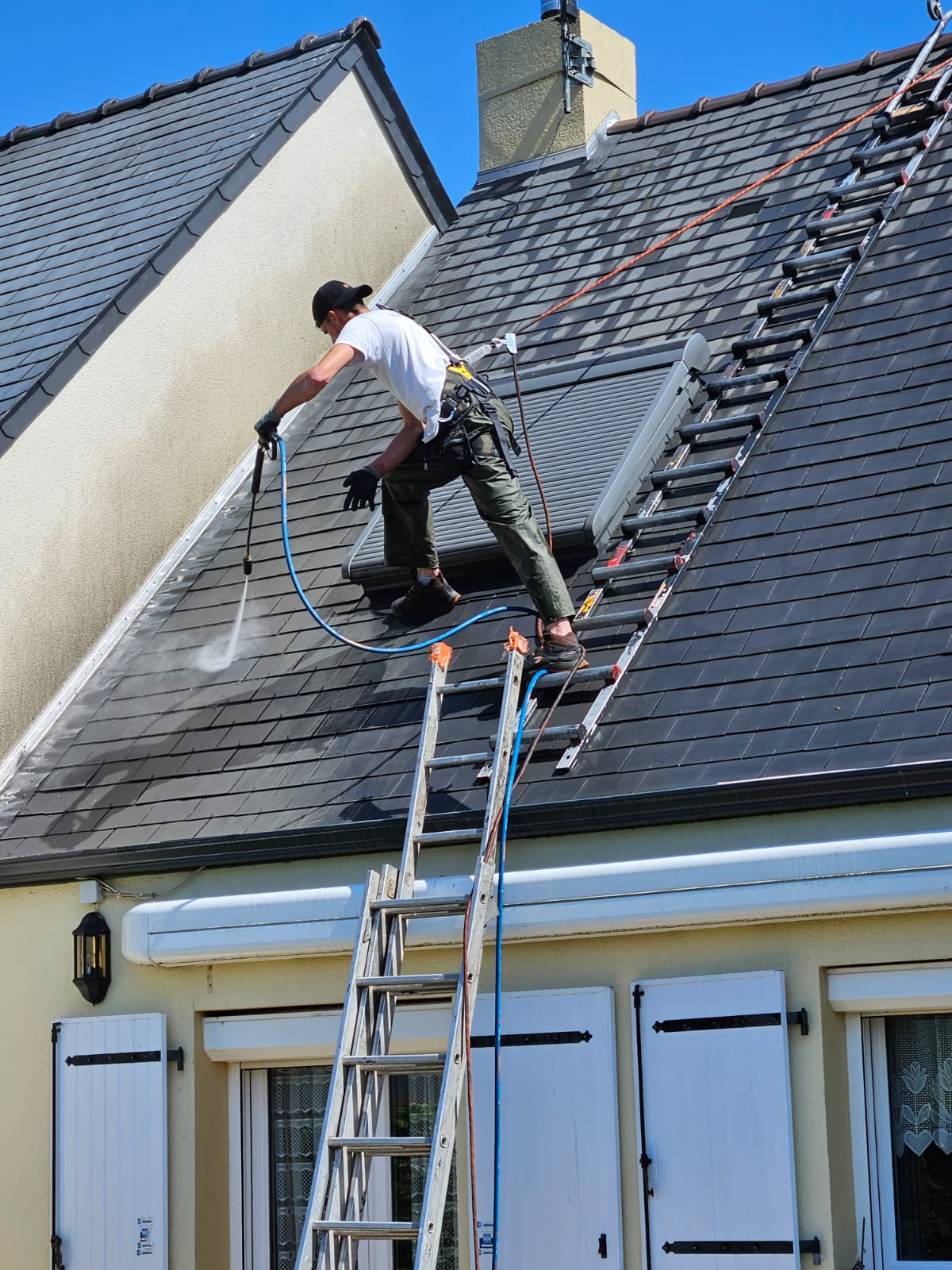 Nettoyage toiture Sucé sur Erdre (44)