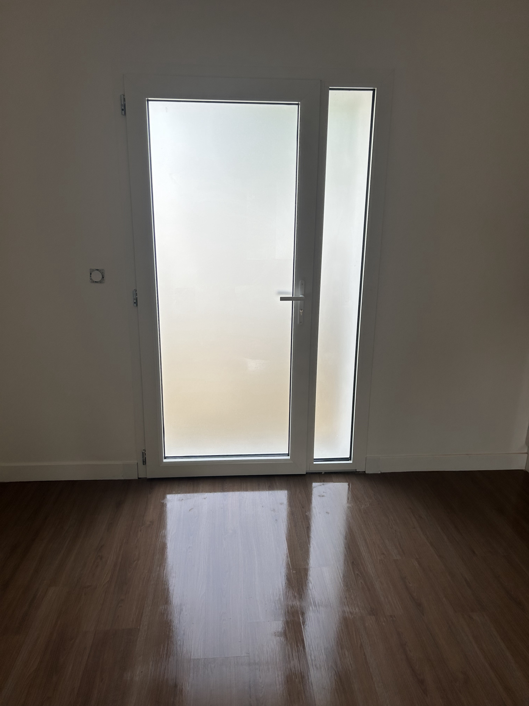 Pose porte d'entrée à Carquefou (44)